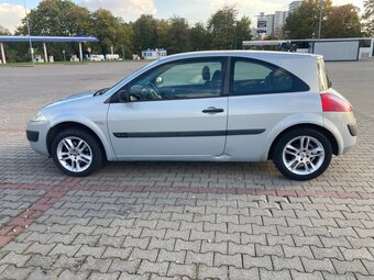 Megane 1.6 Klimatyzacja - 8