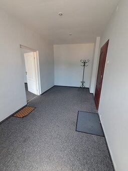 Lokal biurowy o powierzchni 42,50 m2, I p., ul. Górnośląska - 8