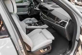 2025 BMW X5 50e xDrive M SPORT Hybrid - 8
