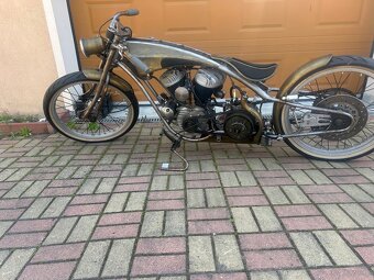 Harley davidson WLC750 - 8