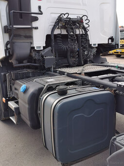 Sprzedam ciągnik siodłowy RENAULT C 520 DTI 13 E6 z hydrau - 8