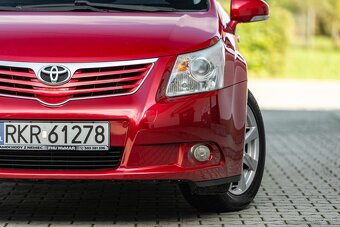 Toyota AVENSIS - 8