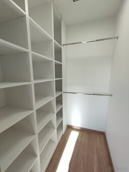 Mieszkanie o pow. 42m2, III p., po remoncie, ul. Serbinowska - 8