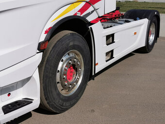 Sprzedam ciągnik siodłowy MERCEDES-BENZ ACTROS 1851 LS E6 - 8