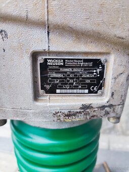 Skoczek, Stopa, Ubijak stopowy, zagęszczarka Wacker Neuson B - 8