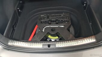 SEAT LEON  3 niski przebieg benzyna - 8