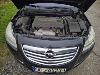 Opel Insignia Sports Tourer SW - 8
