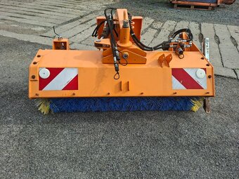 Przednia szczotka do ciągnika ZAR 14 - 8