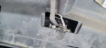 Citroen C4 1.6 2006 - 8