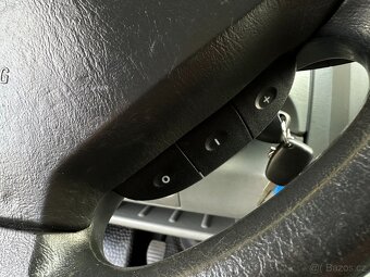 Opel Vivaro 2.0CDTI/84kW 9.Míst r.v.2010 - 8