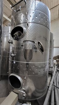 Zbiorniki UNICOM stojące dzielone na 2 x 2500 L - 8