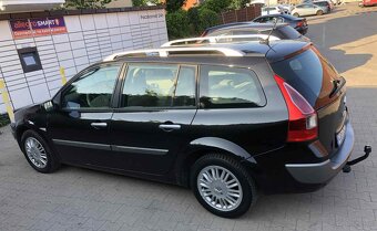 RENAULT MEGANE II - 8