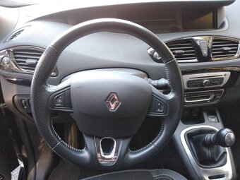 Renault Grand Scenic III Grand BOSE Edition - 8