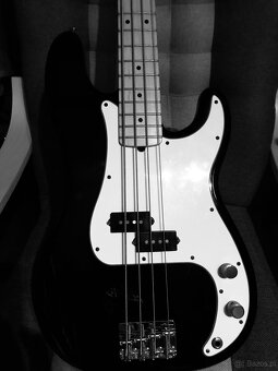 Fender Precision bass - 8