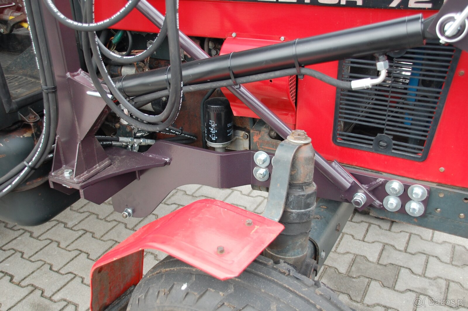 Ładowacz czołowy do Zetora z euroramką – udźwig 700 kg, 24 m - 9