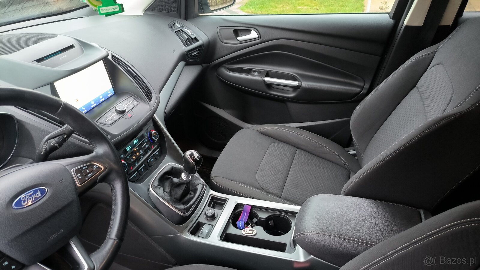 Ford Kuga 1,5 benzyna - 9