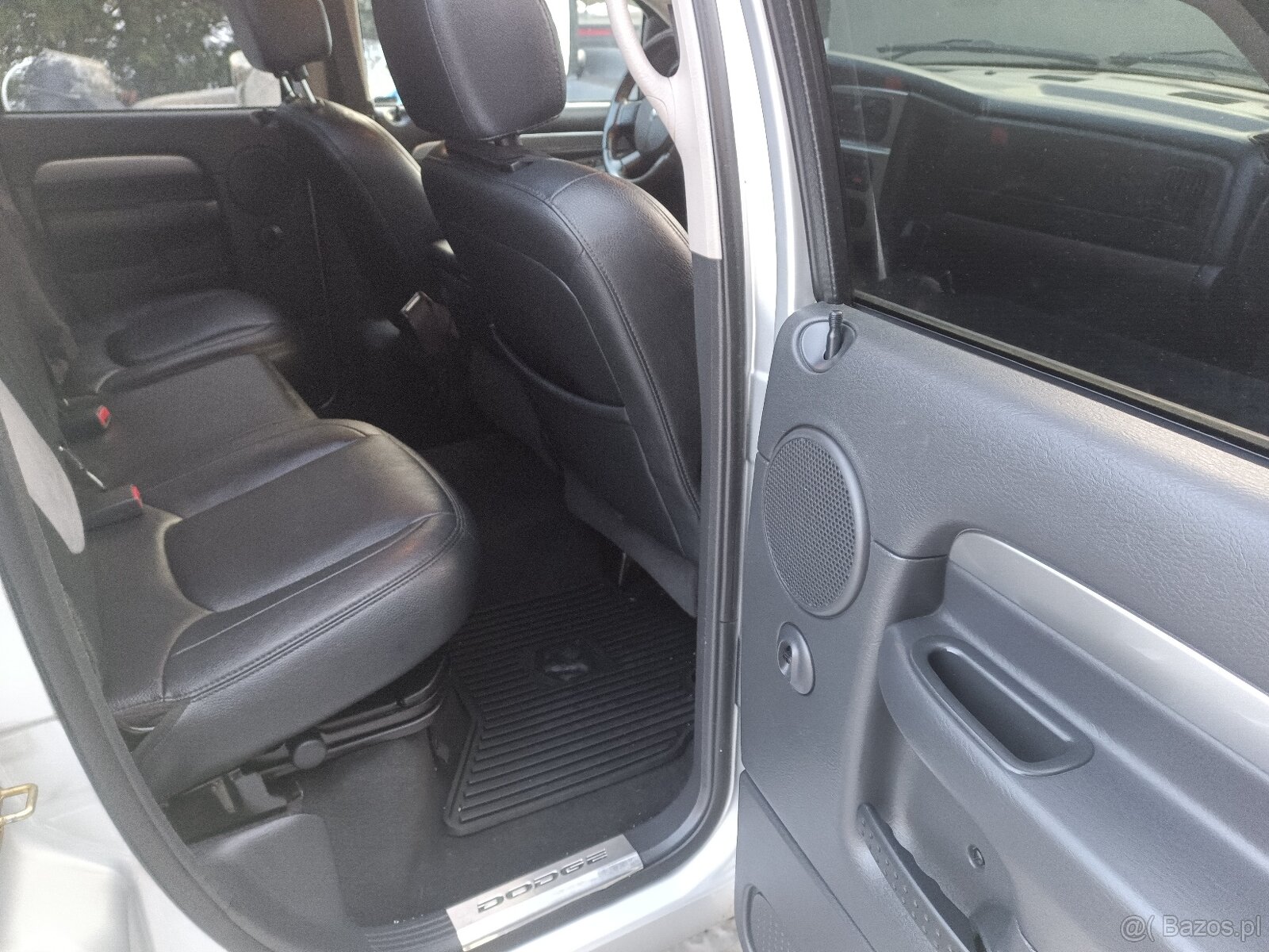 Dodge RAM Cummins 5.9 R.v.2006 - 9