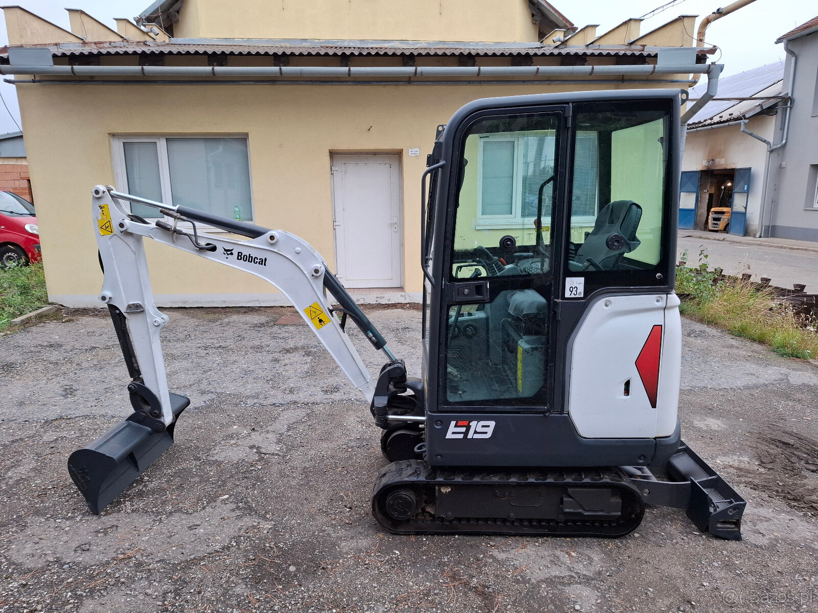 Bobcat E19, rok 2019 - 9
