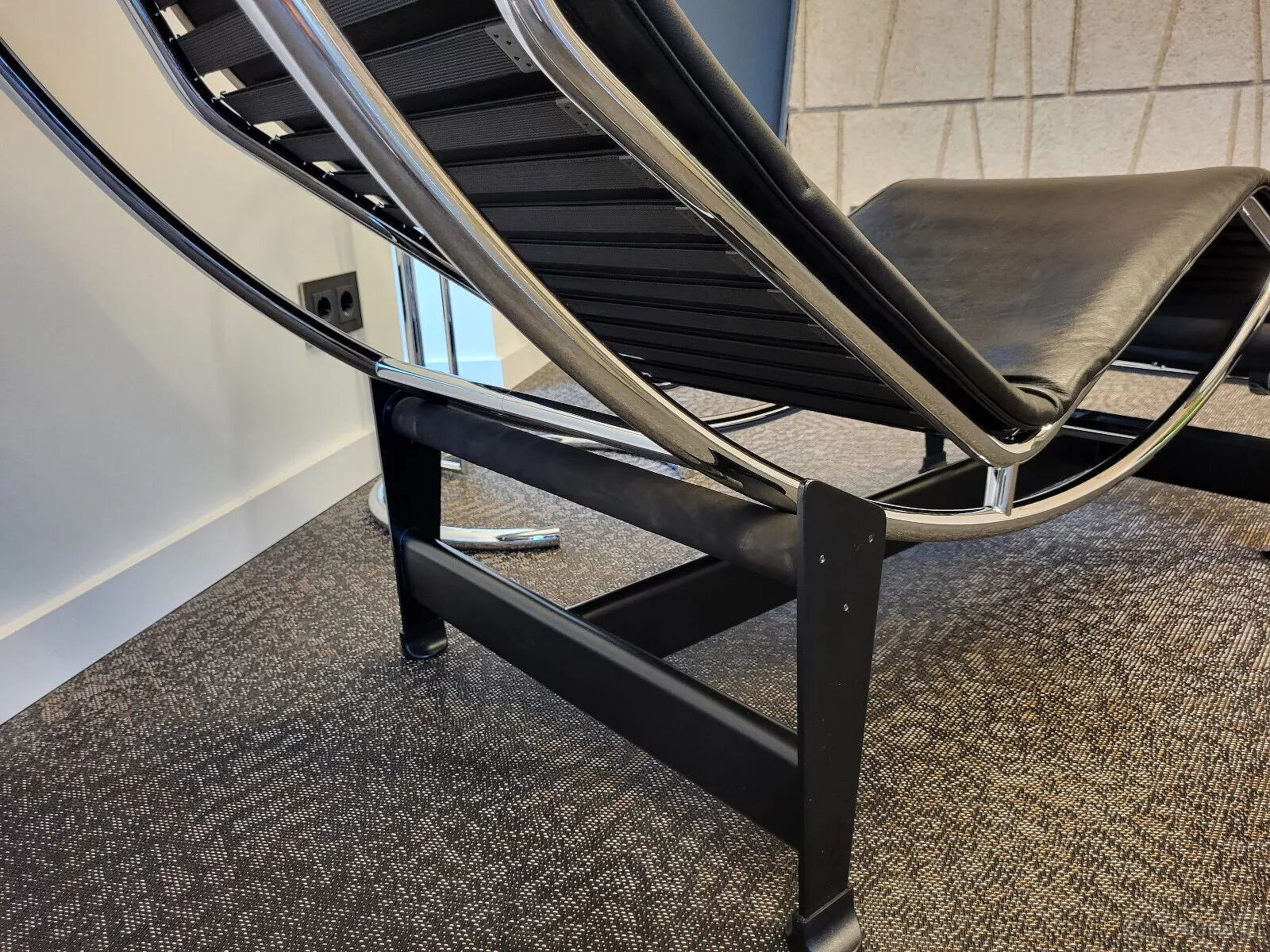 Le Corbusier, CASSINA, LC4, leżanka, skóra, czarna, bardzo d - 9