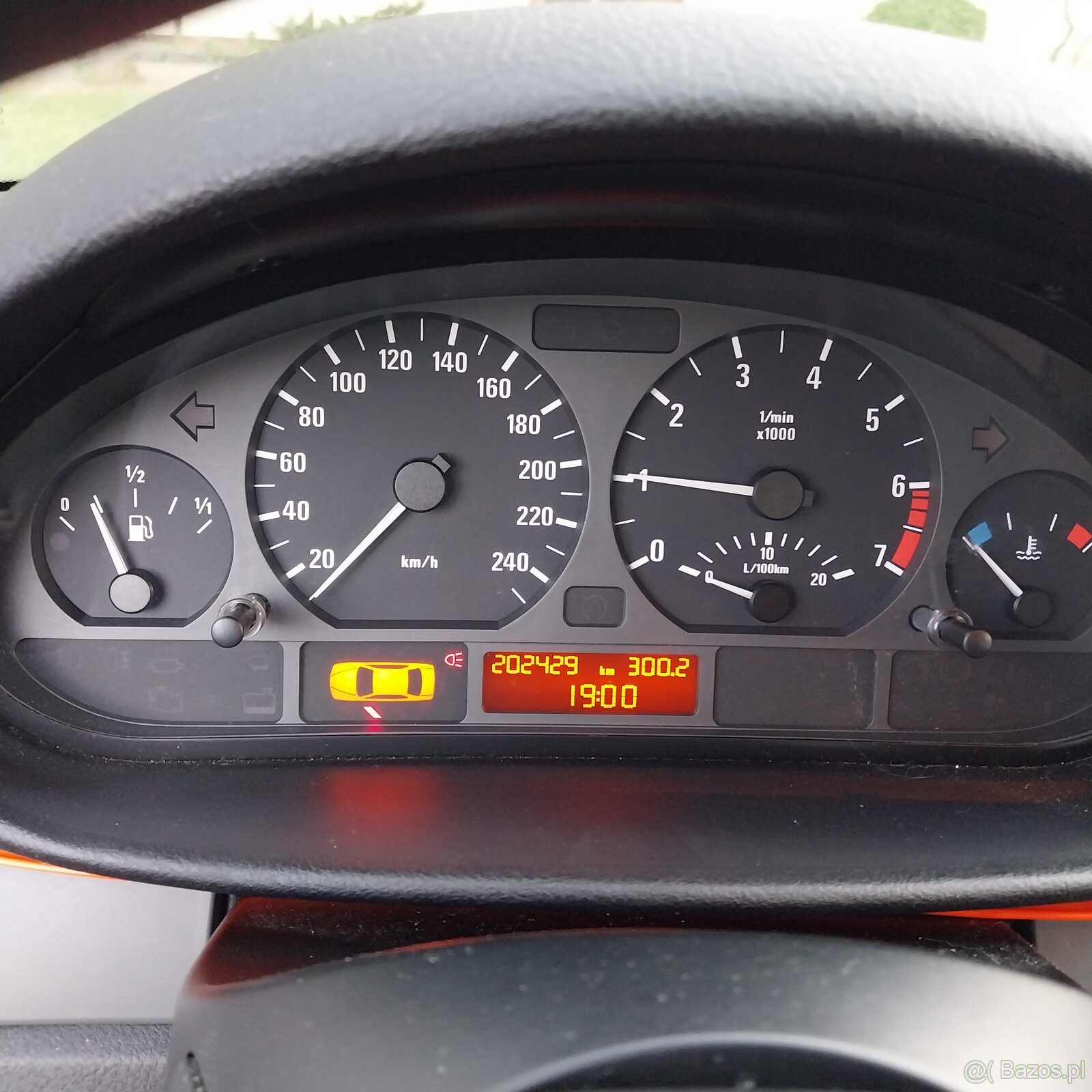 Samochód osobowy - 9