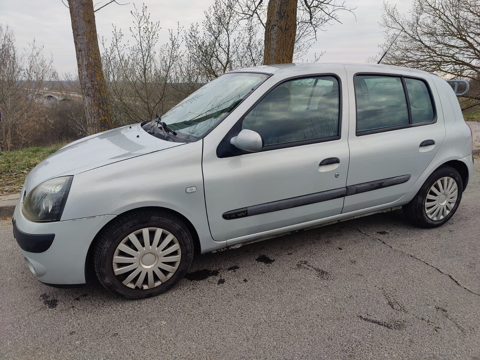 Renault Clio II 2001r 1.4 16V - 9