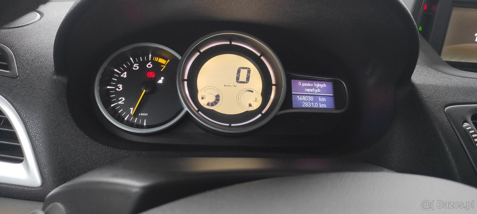 Sprzedam samochód prywatny - 9