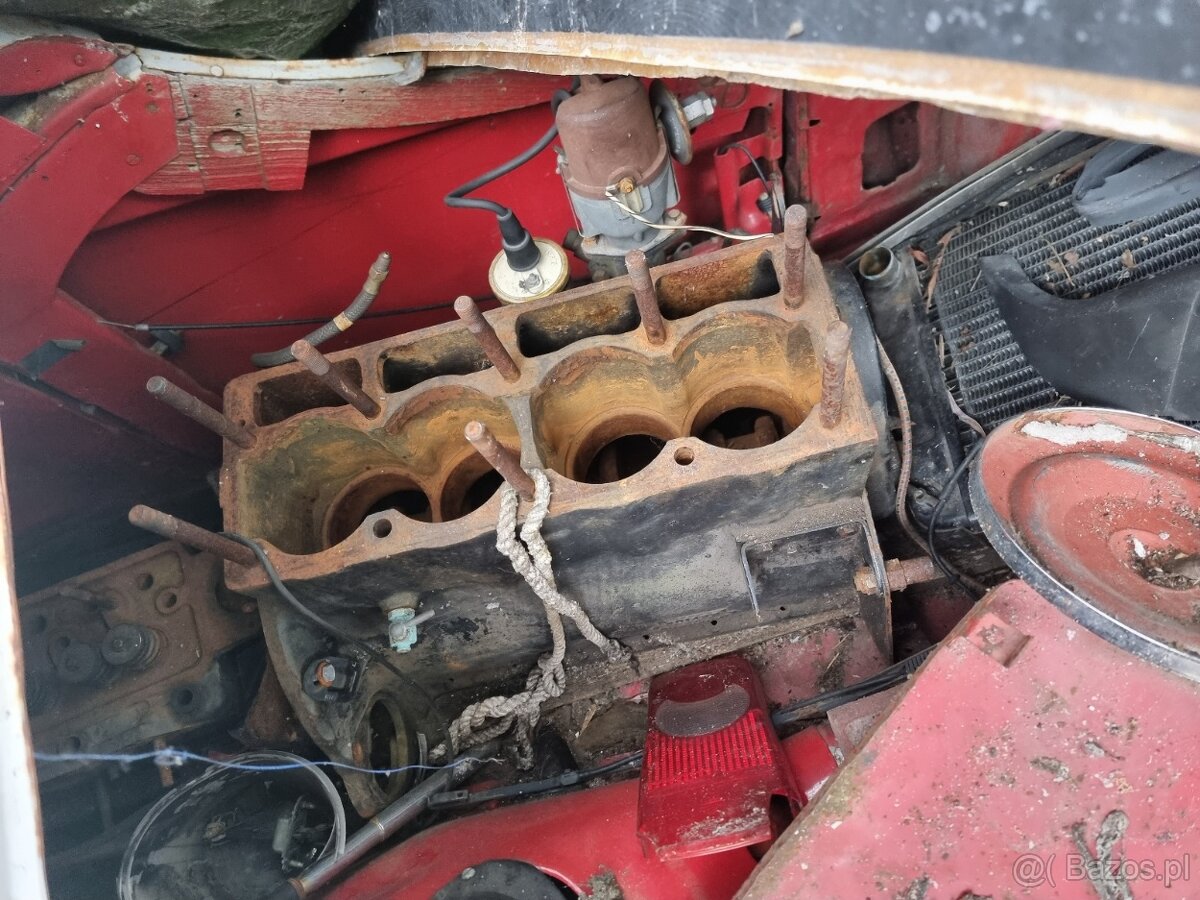 Volkswagen Ogórek, Rolls Royce, Mustang, Volvo, Triumph - 9