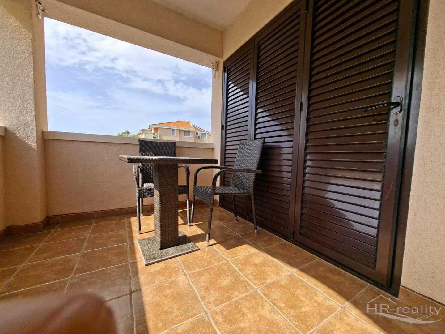 Stara Novalja - umeblowany apartament zaledwie 200m od plaży - 9