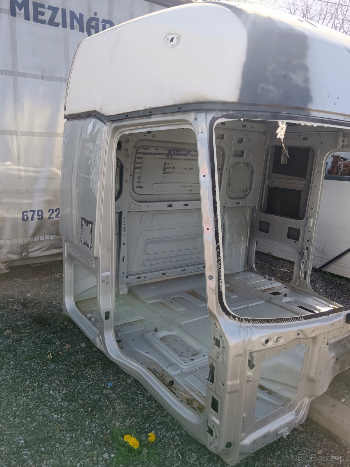 Kabina Renault T Range Gama Płaska Podłoga - 9