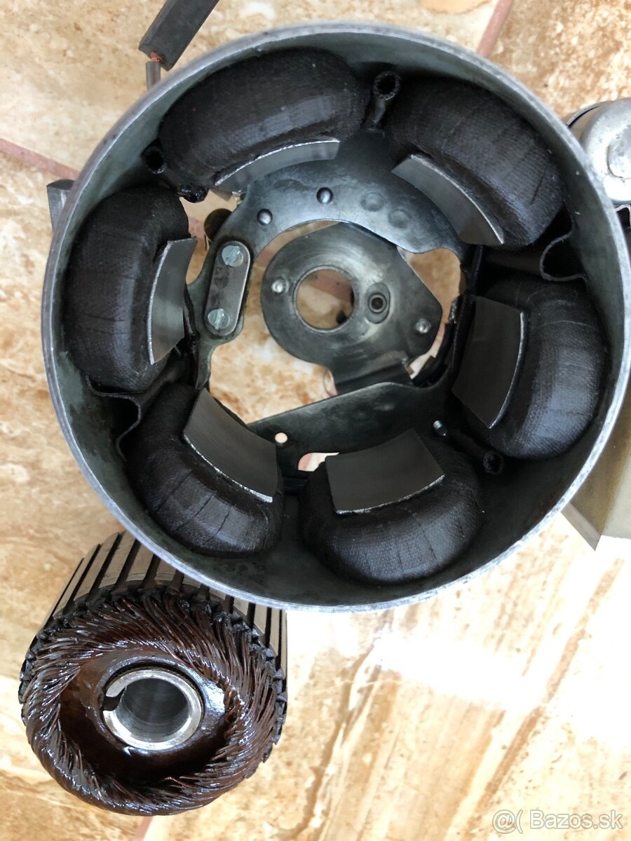 Jawa 250 / 11 Pérák – prądnica po regeneracji - 9