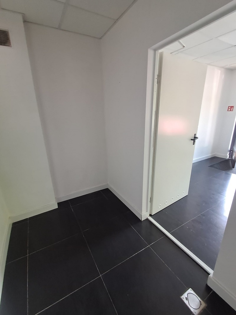 Lokal usługowy 80m² – parter z witryną, ul. Górnośląska - 9