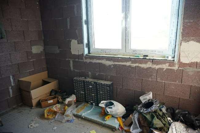 Nieruchomość gruntowa z domem w trakcie realizacji - 9