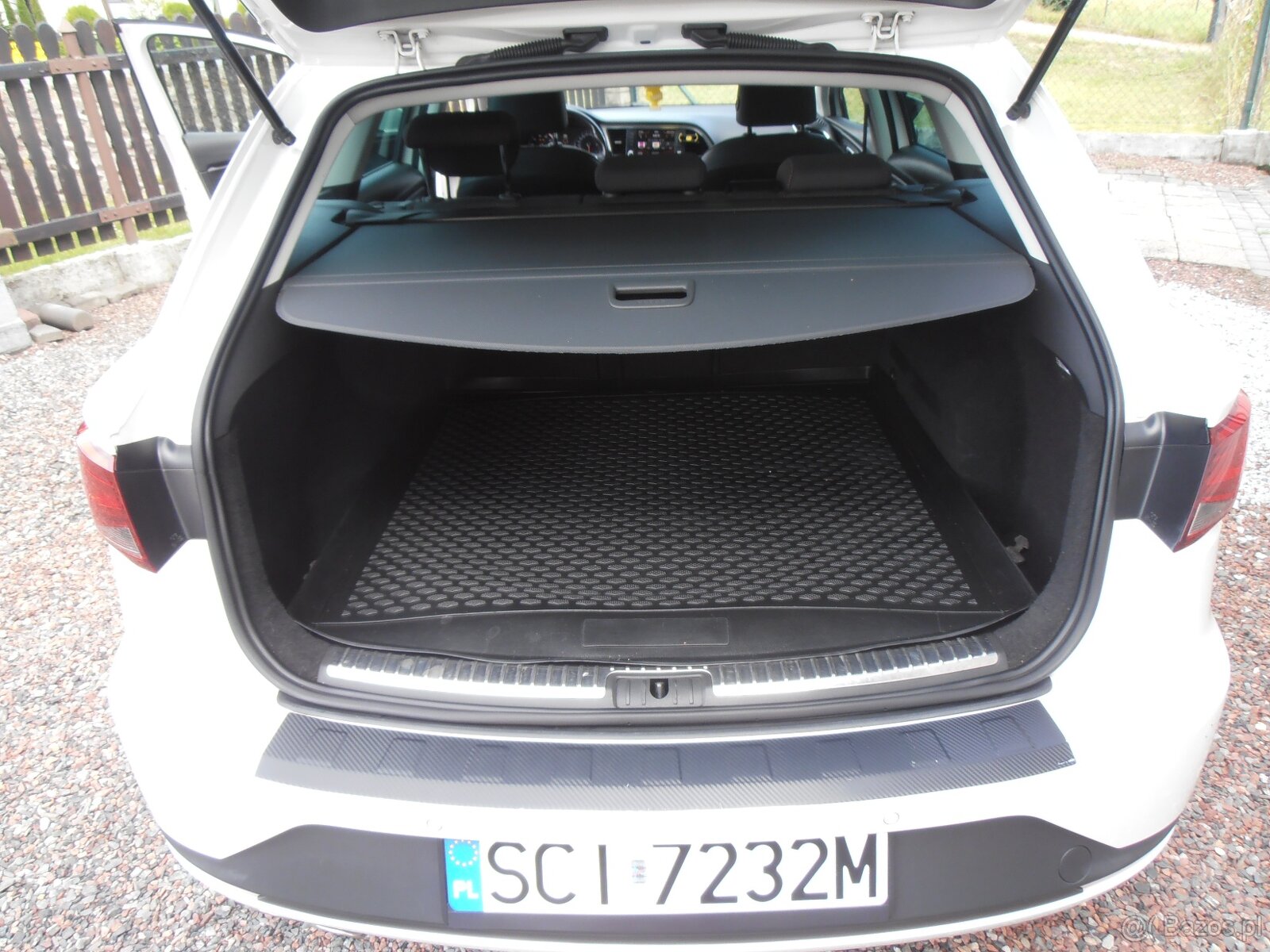 Leon III 1.4 FR PANORAMA NAVI LED - 9
