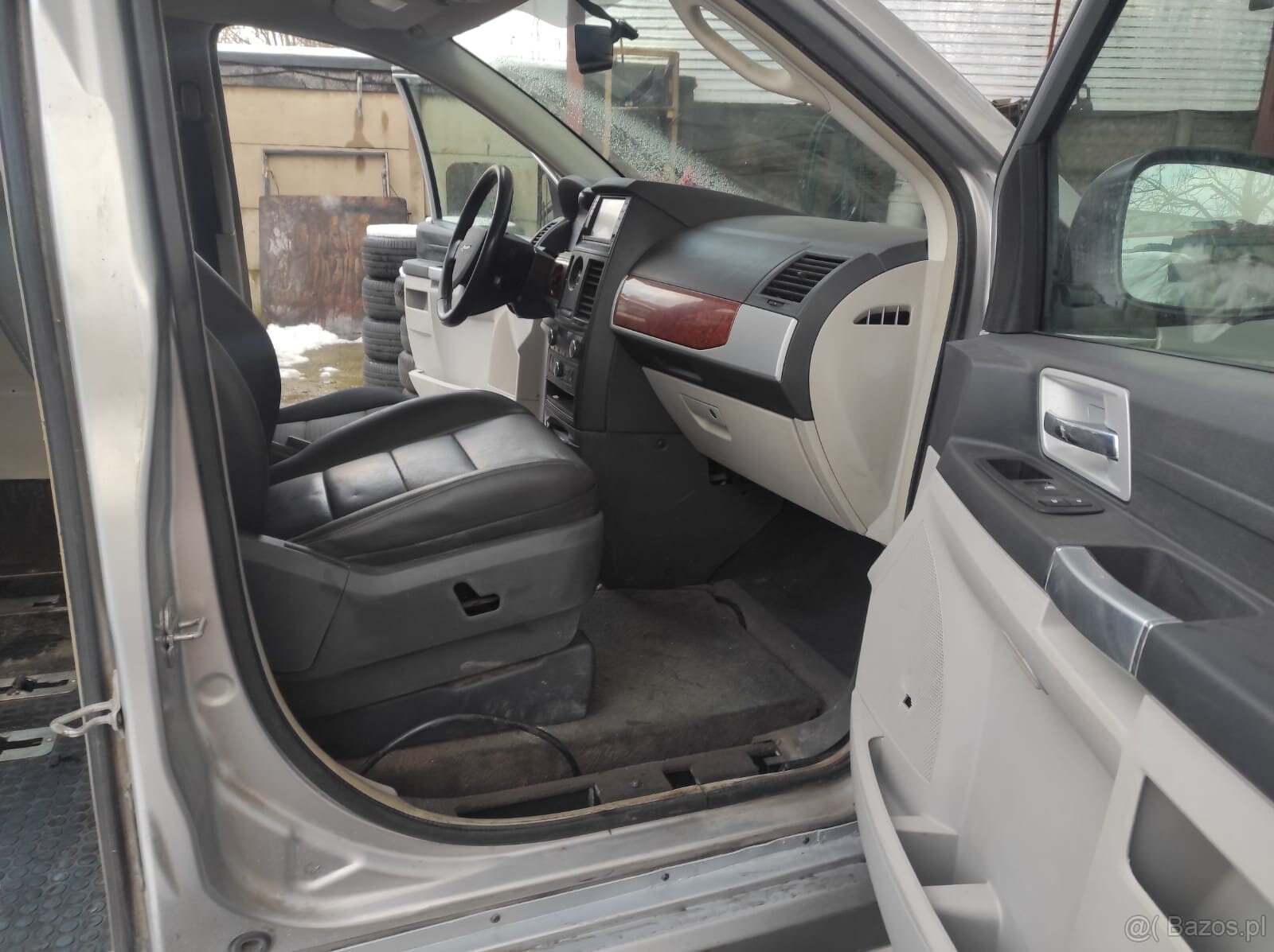 Chrysler Grand Voyager dla niepełnosprawnych - 9