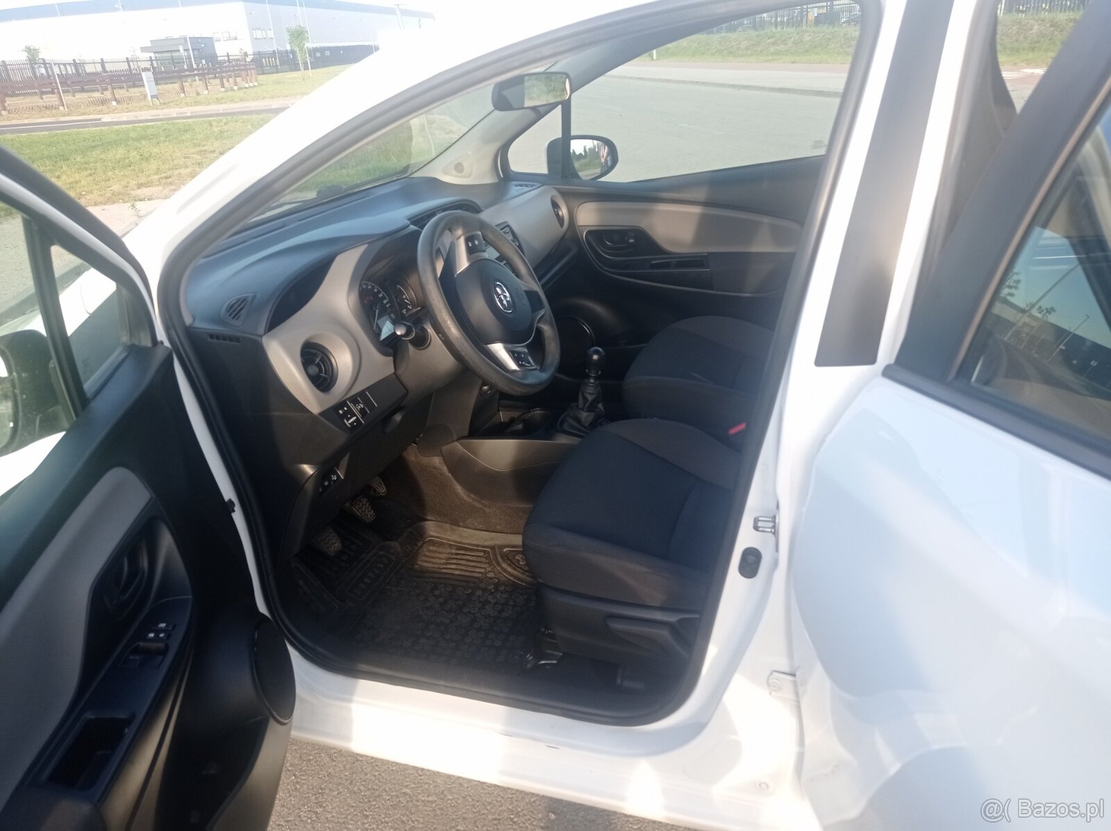 Sprzedam Toyota Yaris , 2019 , 1.5B , Salon Polska - 9