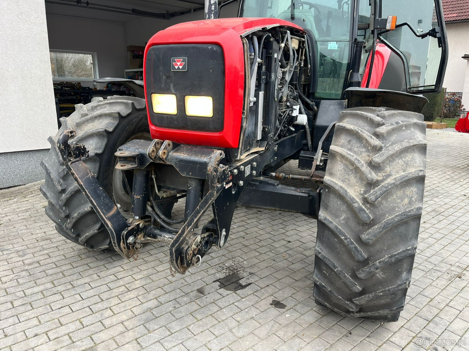 Massey Ferguson Model: 8250-4 - 9