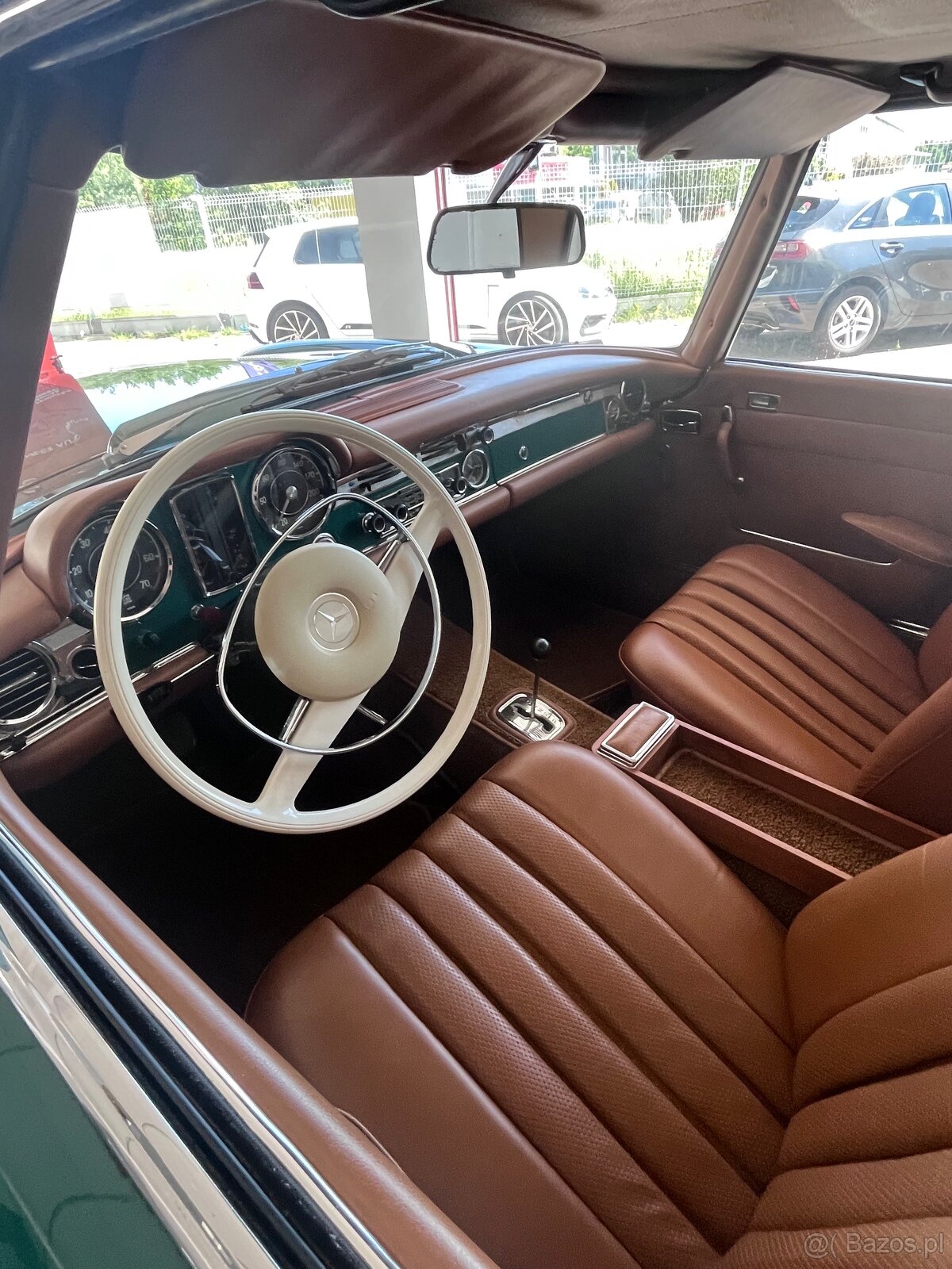 Mercedes Benz W113 280SL Pagoda - 9