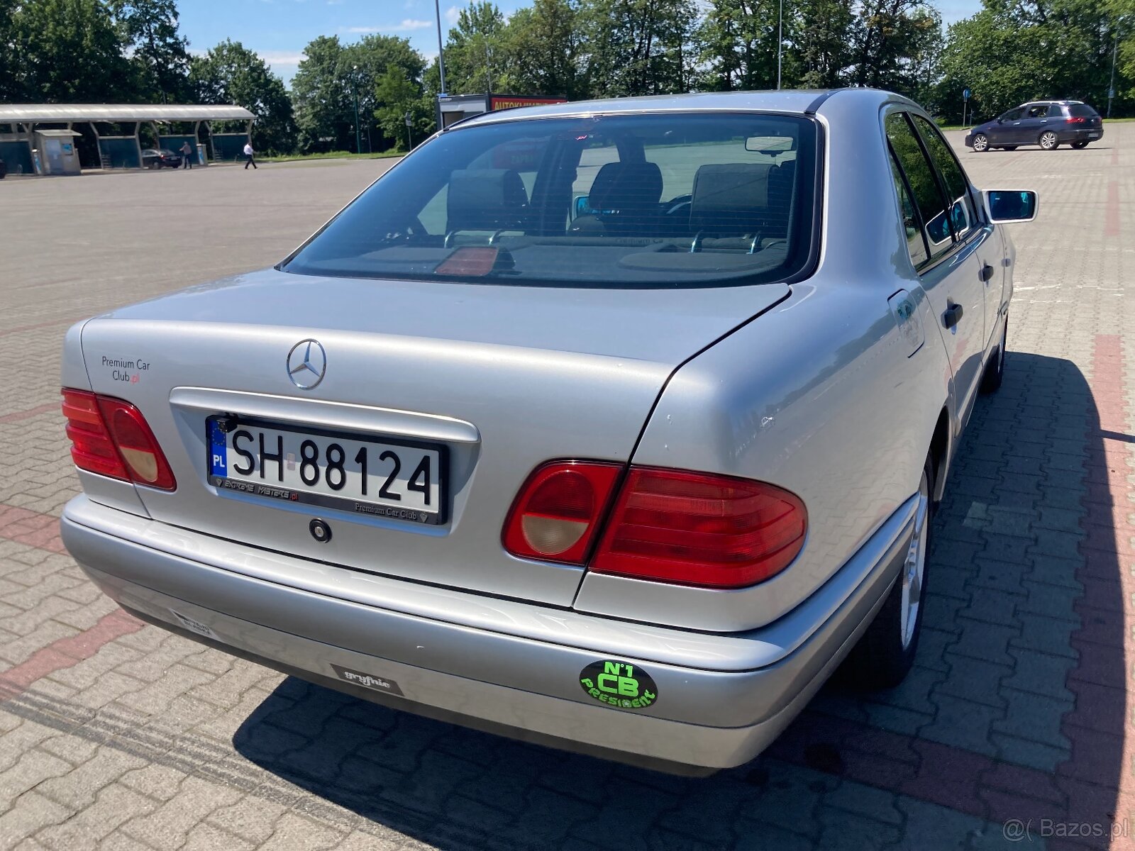 E 200 - 9