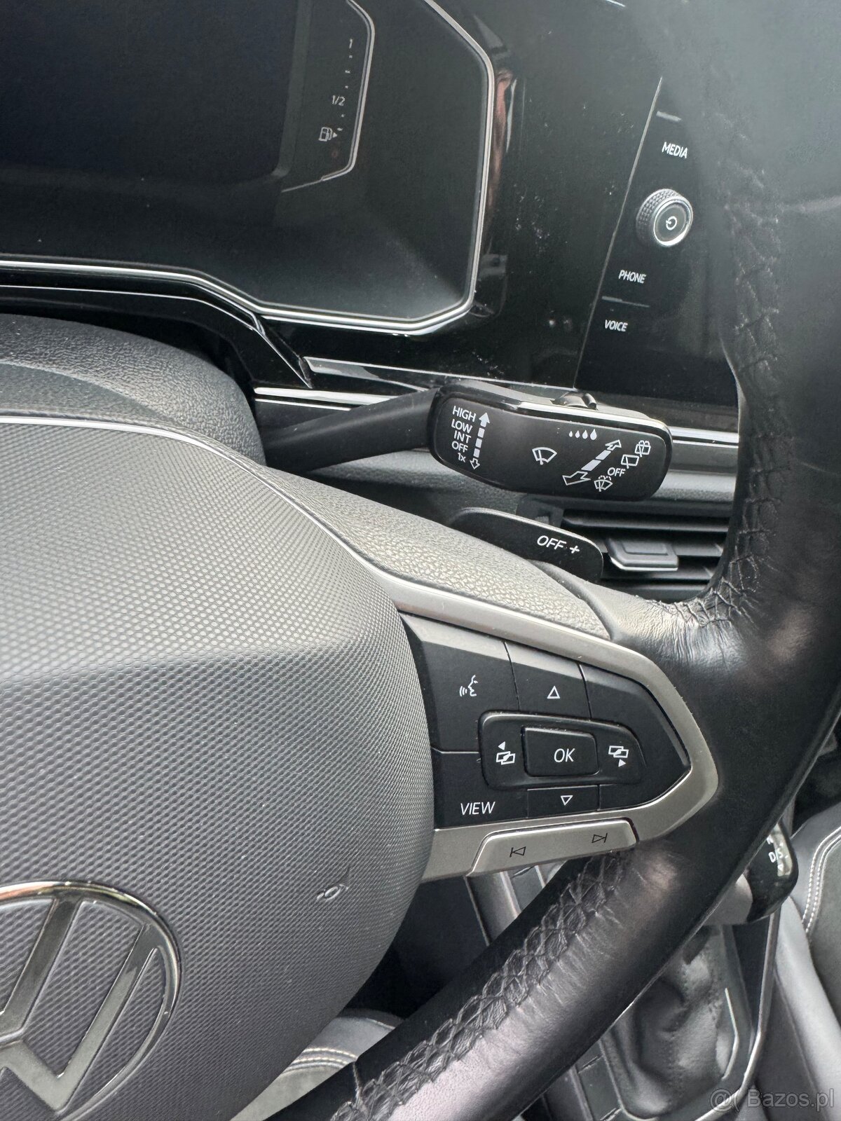 VW Polo DSG Wersja high line pełna opcja model 22 - 9