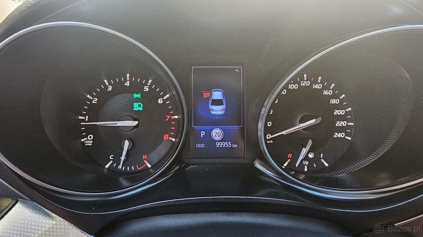 Toyota Avensis 2018rok Mały przebieg - 9