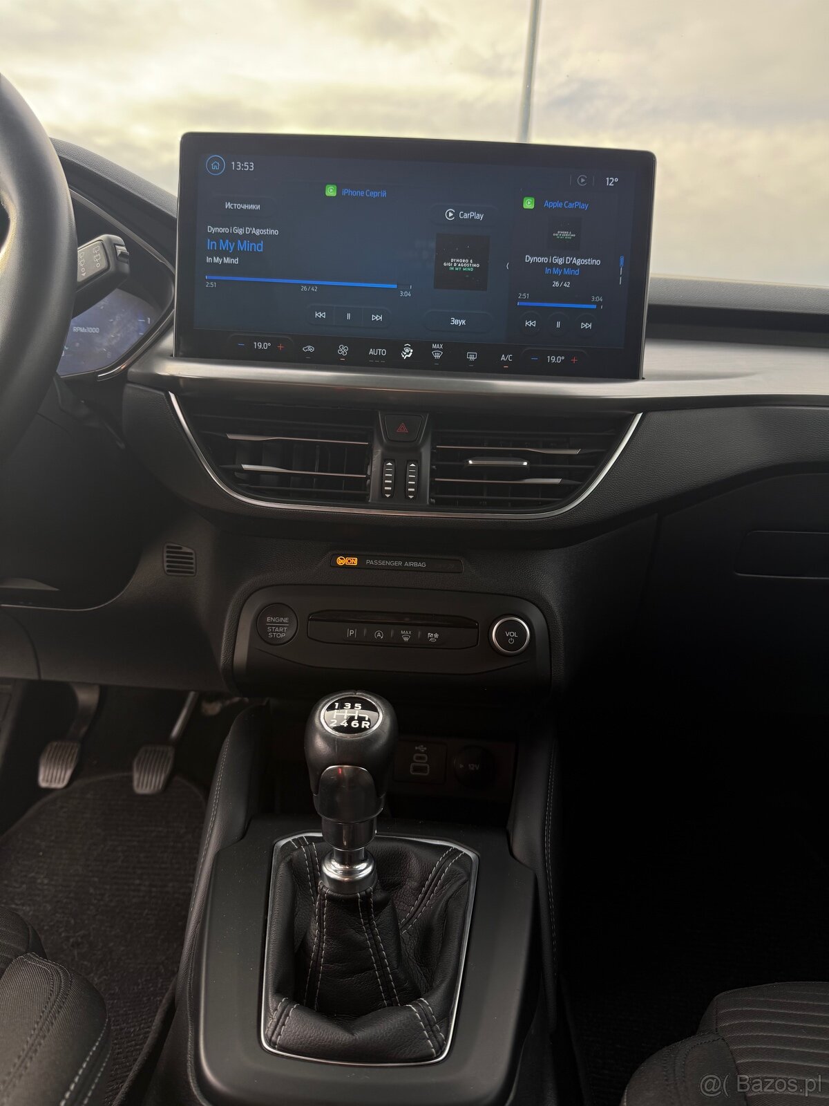 Sprzedam Ford Focus samochód jest bardzo dobrym stanie - 9