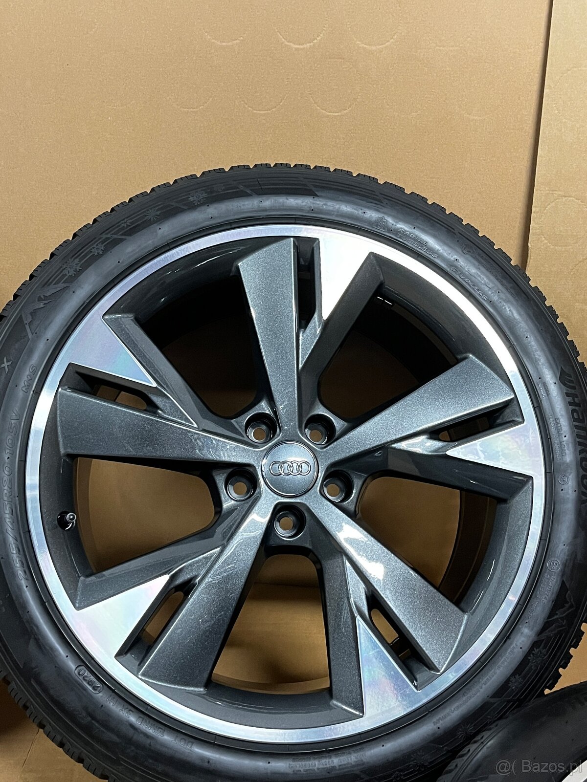 Audi Q4 e-tron 89A601025E 89A601025M 8Jx20 ET45 9Jx20 ET42 - 9