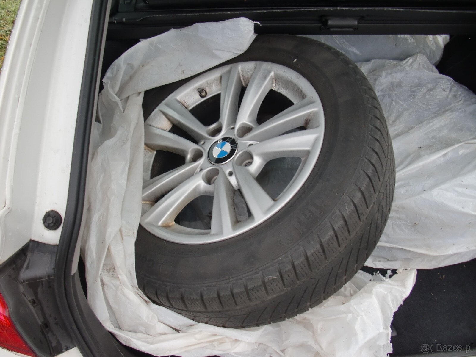 Sprzedam BMW 318i, 100kw, 10/2016, 226000km. - 9
