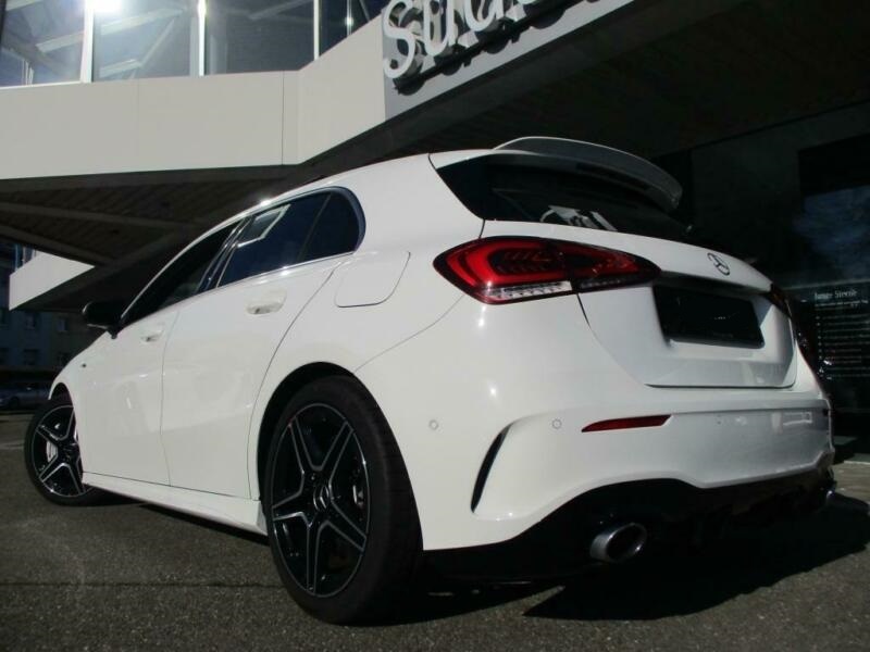 Mercedes-Benz A 35 AMG 4M Pano,Ambi-Bel.,Navi,Multibeam - 9