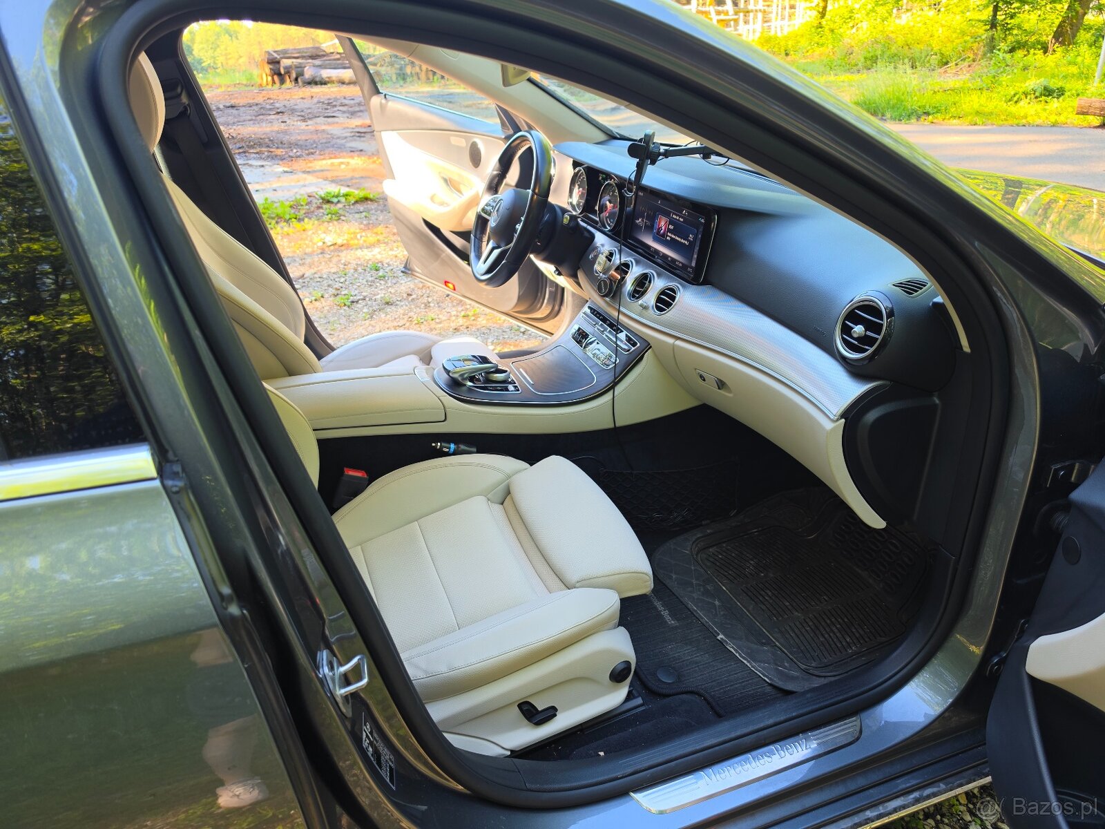 Mercedes E300de, plug in hybrid, 306PS, 2019 - 9