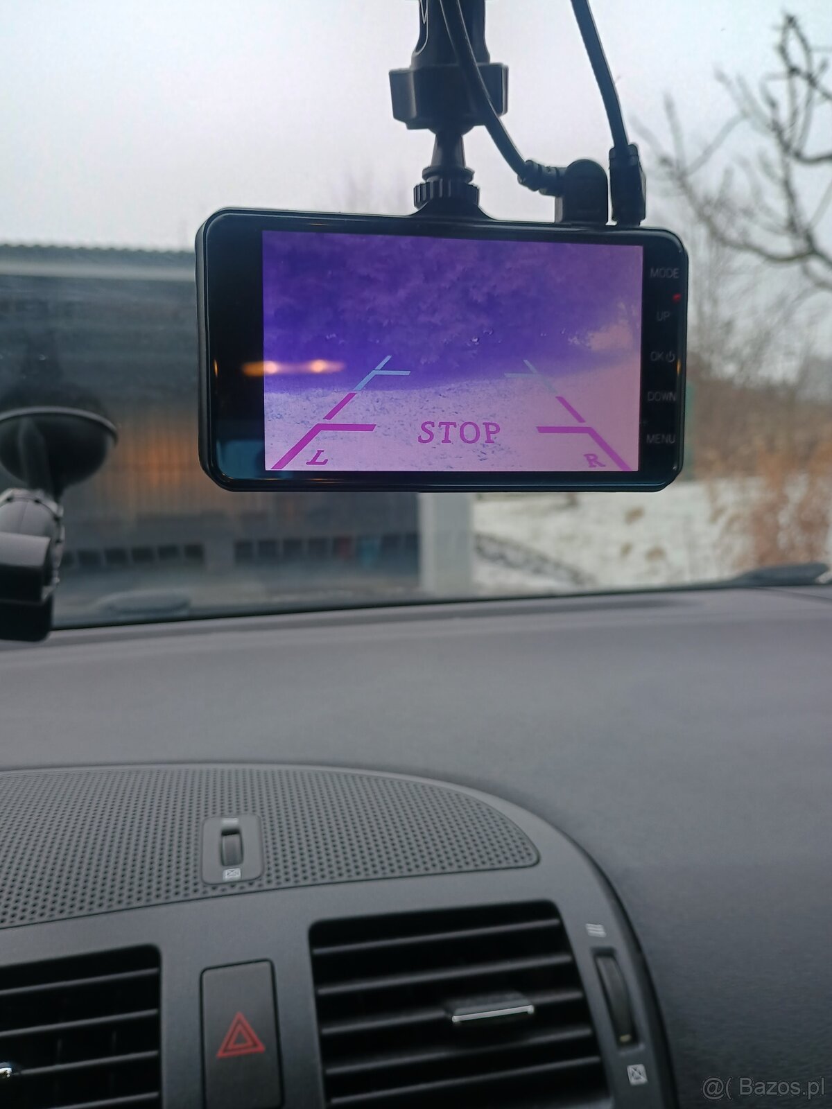 Sprzedam Toyota Avensis automat - 9