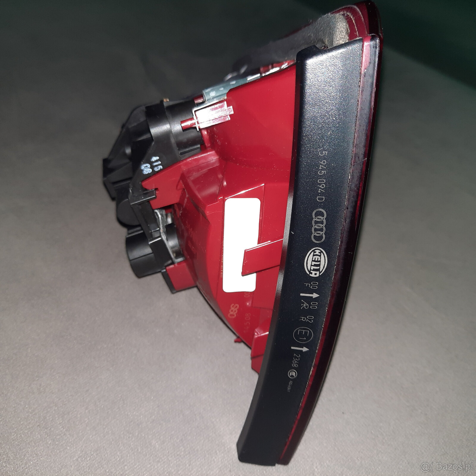 Sprzedam: oryginalna lampa (prawy tył ) Audi A4 B8 (Sedan) - 9