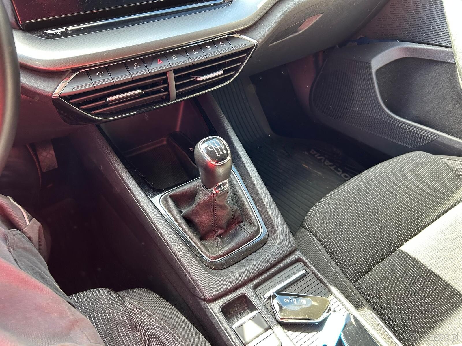 Skoda Octavia 1.5 TSI Ambiente - 9