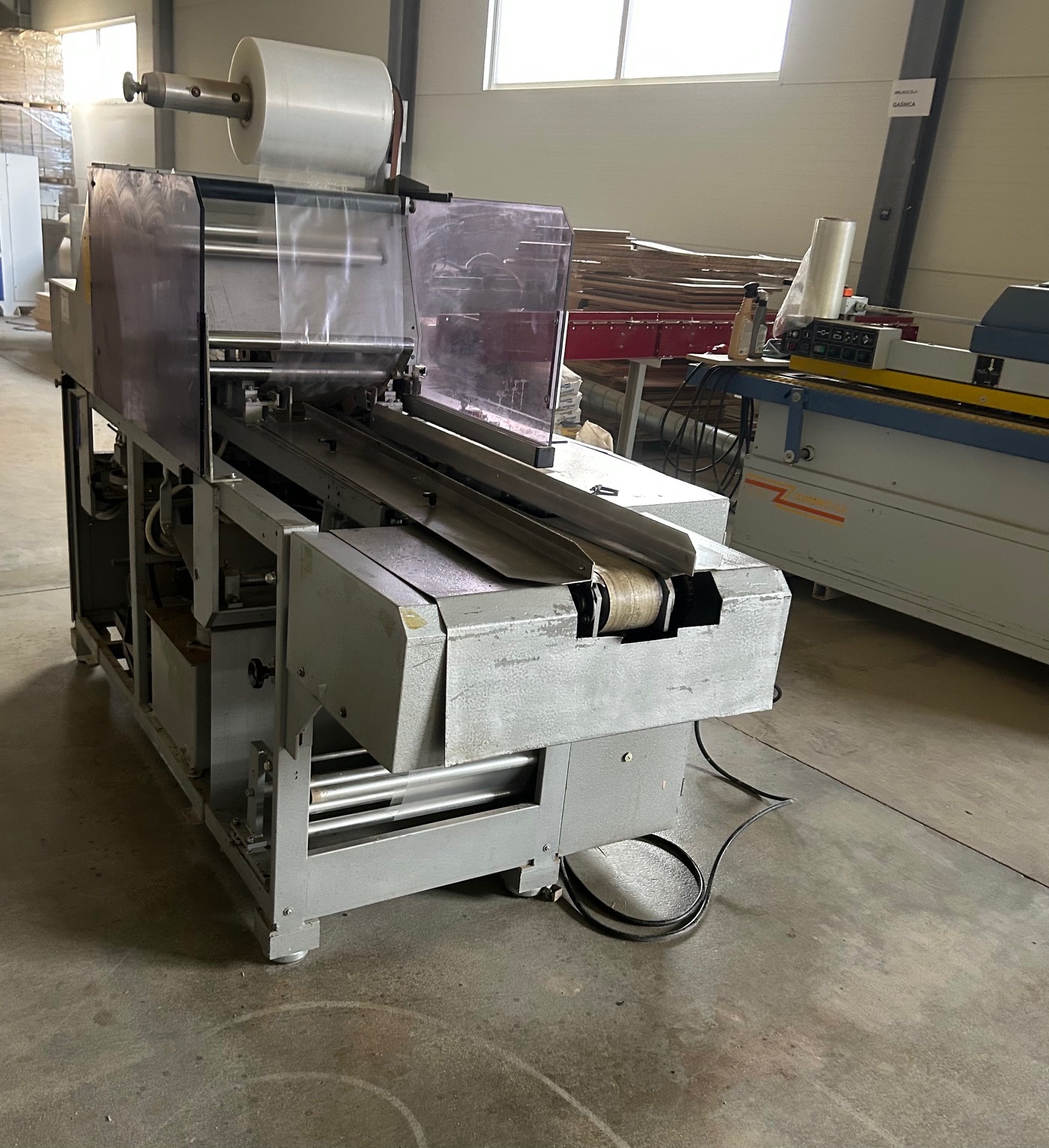 Automat BECK do pakowania w folię + tunel + paleta folii - 9