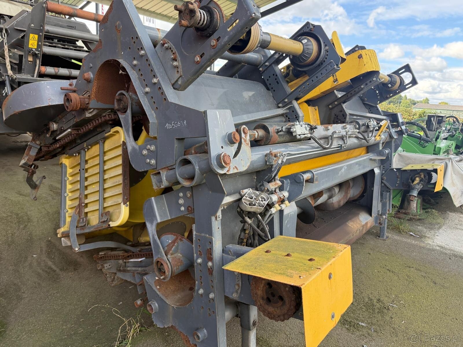 Przystawka do kukurydzy Fantini 8x75 do kombajnu Claas rok p - 9